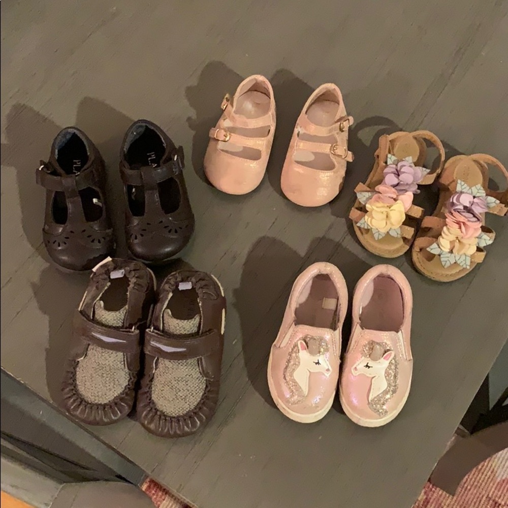 Baby girls shoe bunch